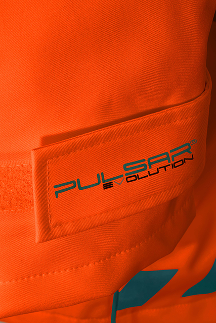 PULSAR® EVOLUTION RAIL SPEC STORM COAT (EVO250) - Image 6